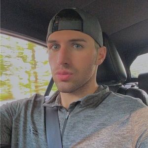 Meet your Posher, Nick